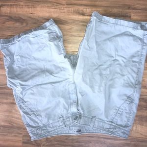 Vintage well worn khaki shorts old navy brand 40w